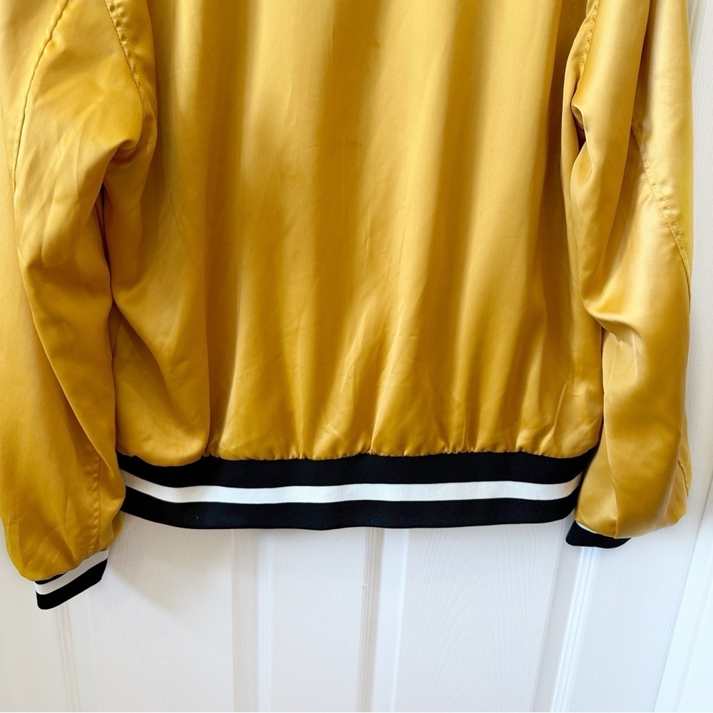 NEW WEIV Snap Button Satin Varsity Bomber Jacket Gold Black Size L - Picture 13 of 14